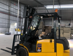 Vì Sao Nên Mua Xe Nâng Điện Cũ Nhập Khẩu Từ Nhật?