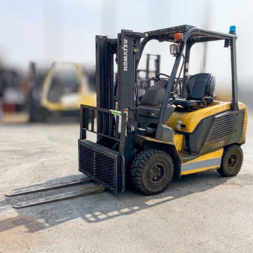 Xe nâng điện ngồi lái Komatsu FE25-2