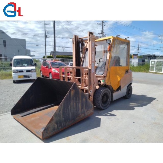 XE NÂNG DẦU GẮN GÀU XÚC LẬT 2 TẤN