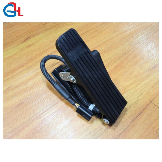 Bàn Đạp Ga Xe Nâng Komatsu - 872730