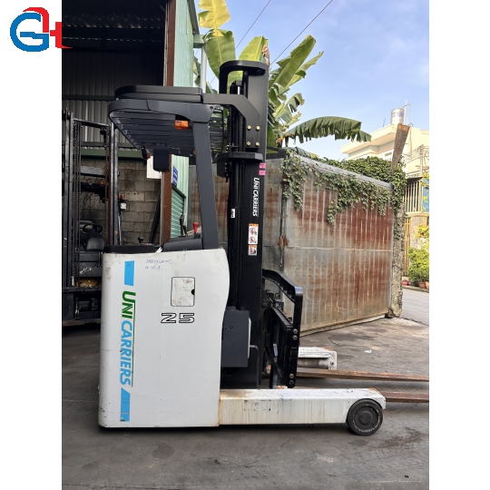 Xe nâng điện Unicarriers FRHB25-8A